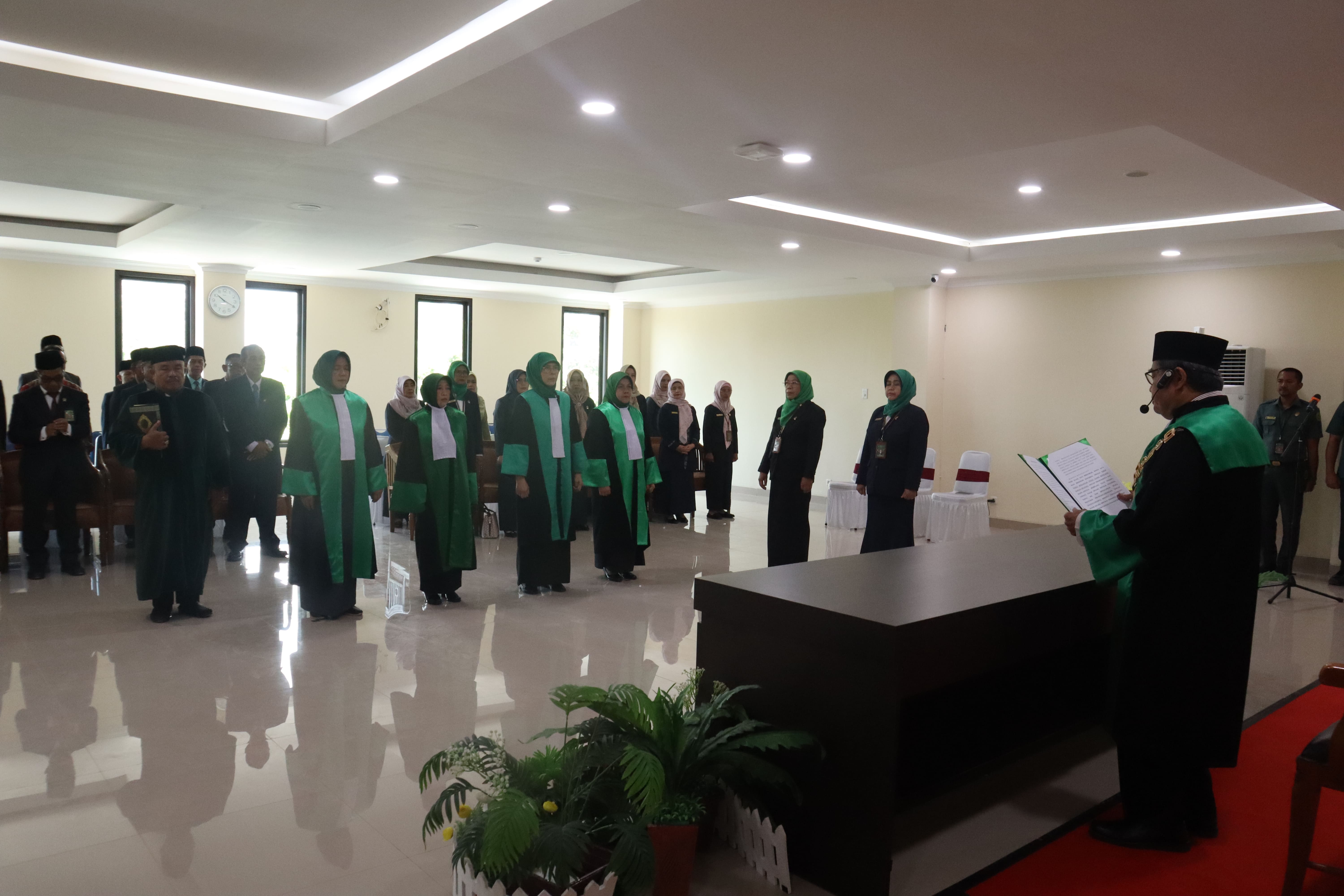 poto sumpah hakim tinggi